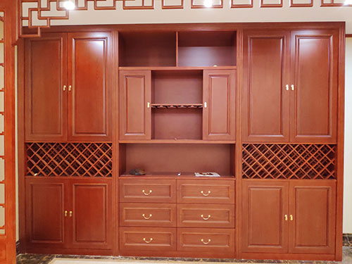 黑山中式家居装修之中式酒柜装修效果图